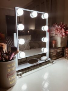 makeup mirror with lights